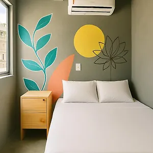  Hostal Joy Hostel&suítes